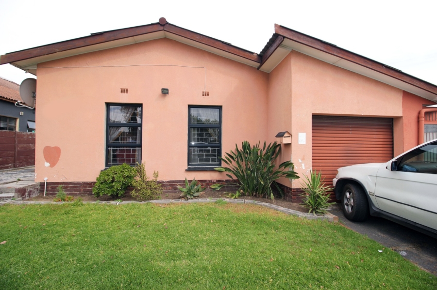 3 Bedroom Property for Sale in Belmont Park Western Cape